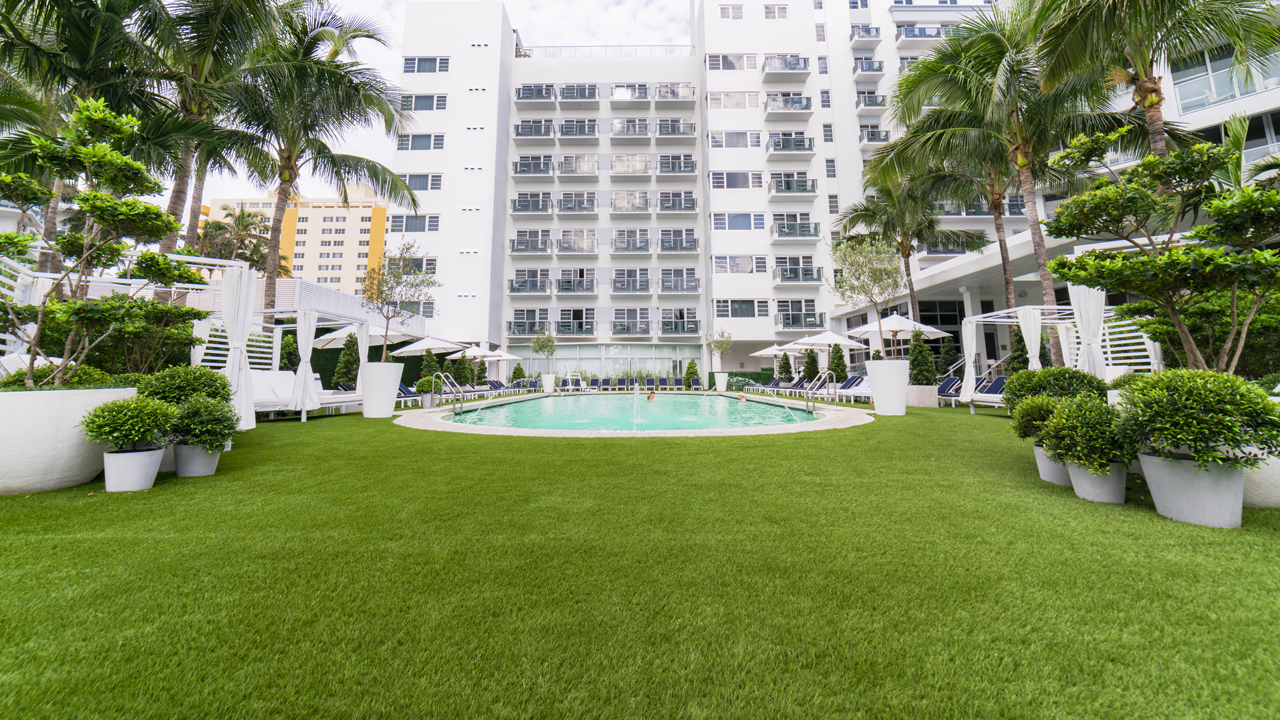 easygrass-cadillac-hotel | EasyGrass : Artificial Grass and Turf ...